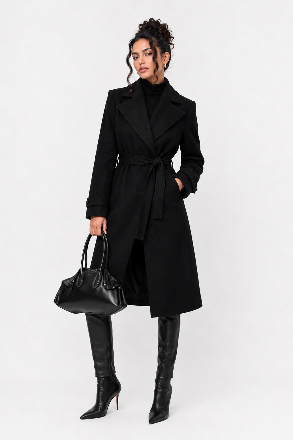 Alexander McQueen Manta Leather Shoulder Bag